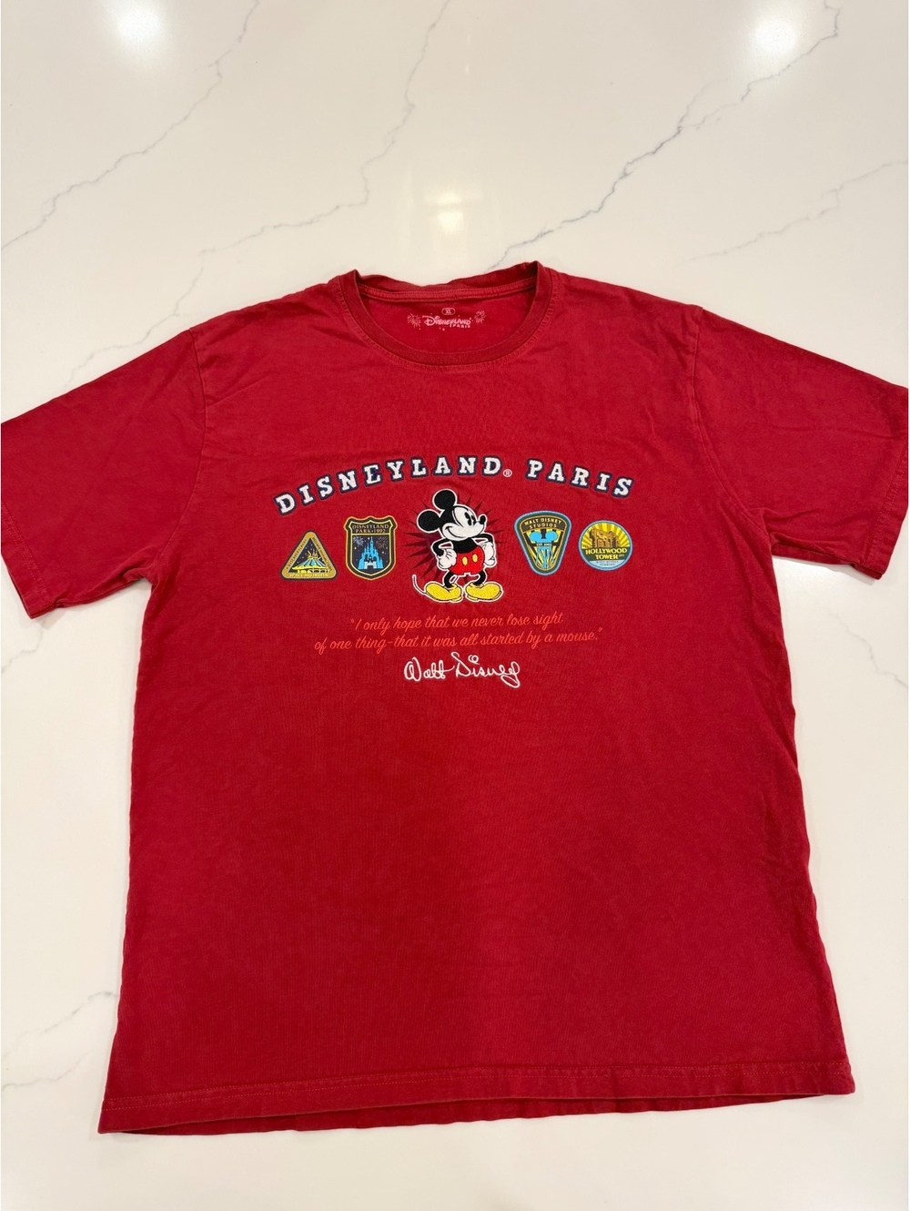 Disneyland PARIS T-Shirt Red Embroidered Size XLarge